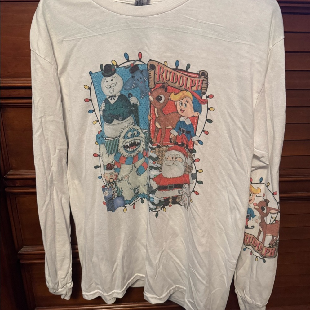 Gildan Women’s Classic Rudolph Long Sleeve Shirt - White Size L